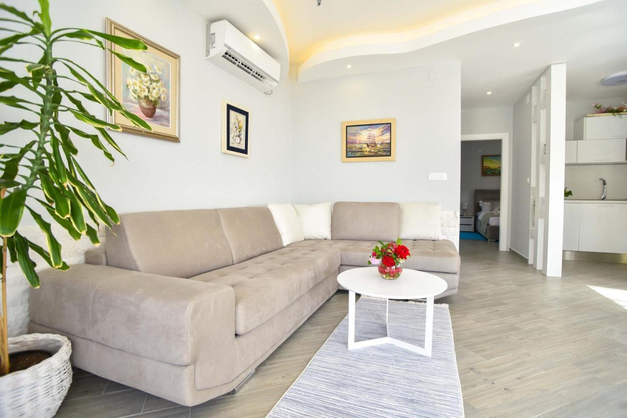 Verbalj Apartment With Swimming Pool Kotor Extérieur photo