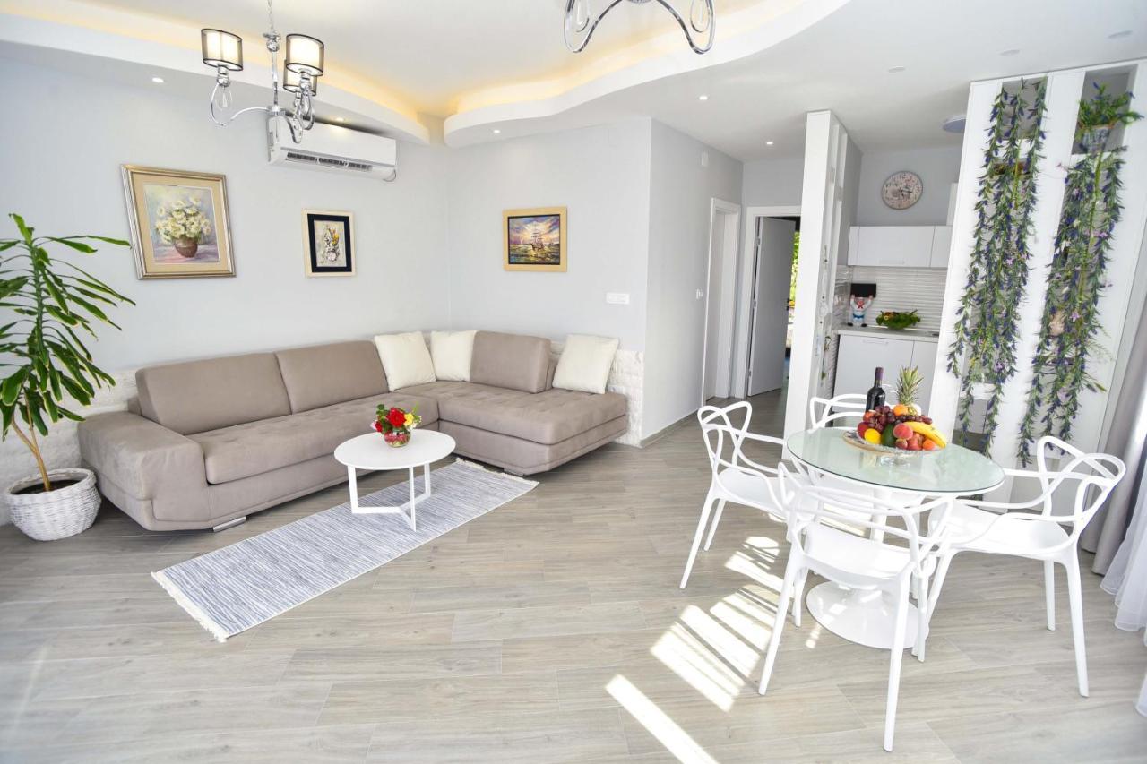 Verbalj Apartment With Swimming Pool Kotor Extérieur photo