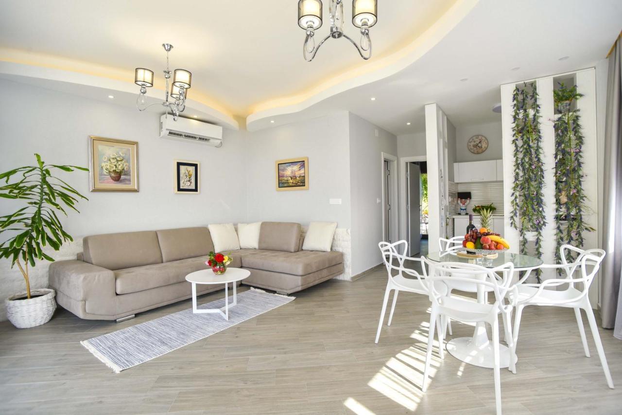Verbalj Apartment With Swimming Pool Kotor Extérieur photo