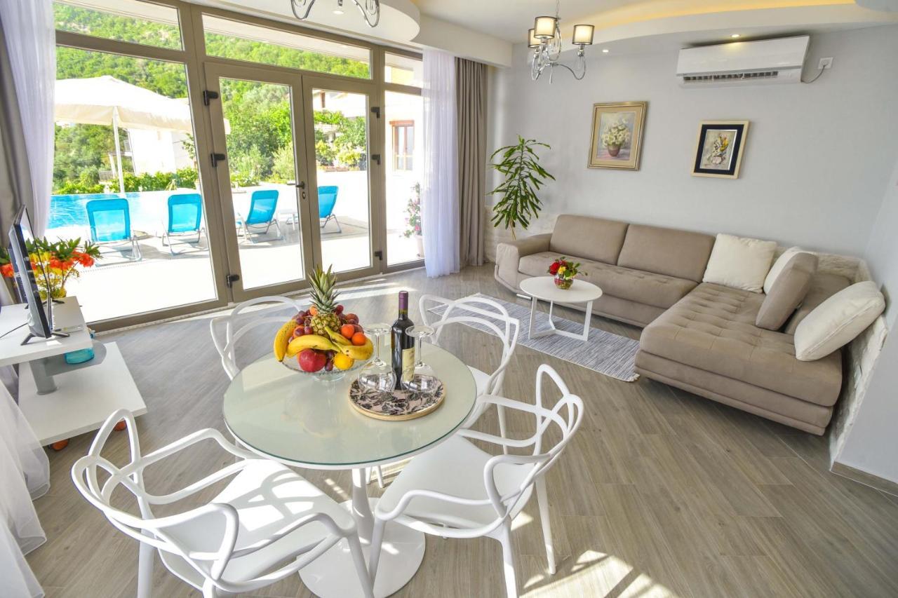 Verbalj Apartment With Swimming Pool Kotor Extérieur photo