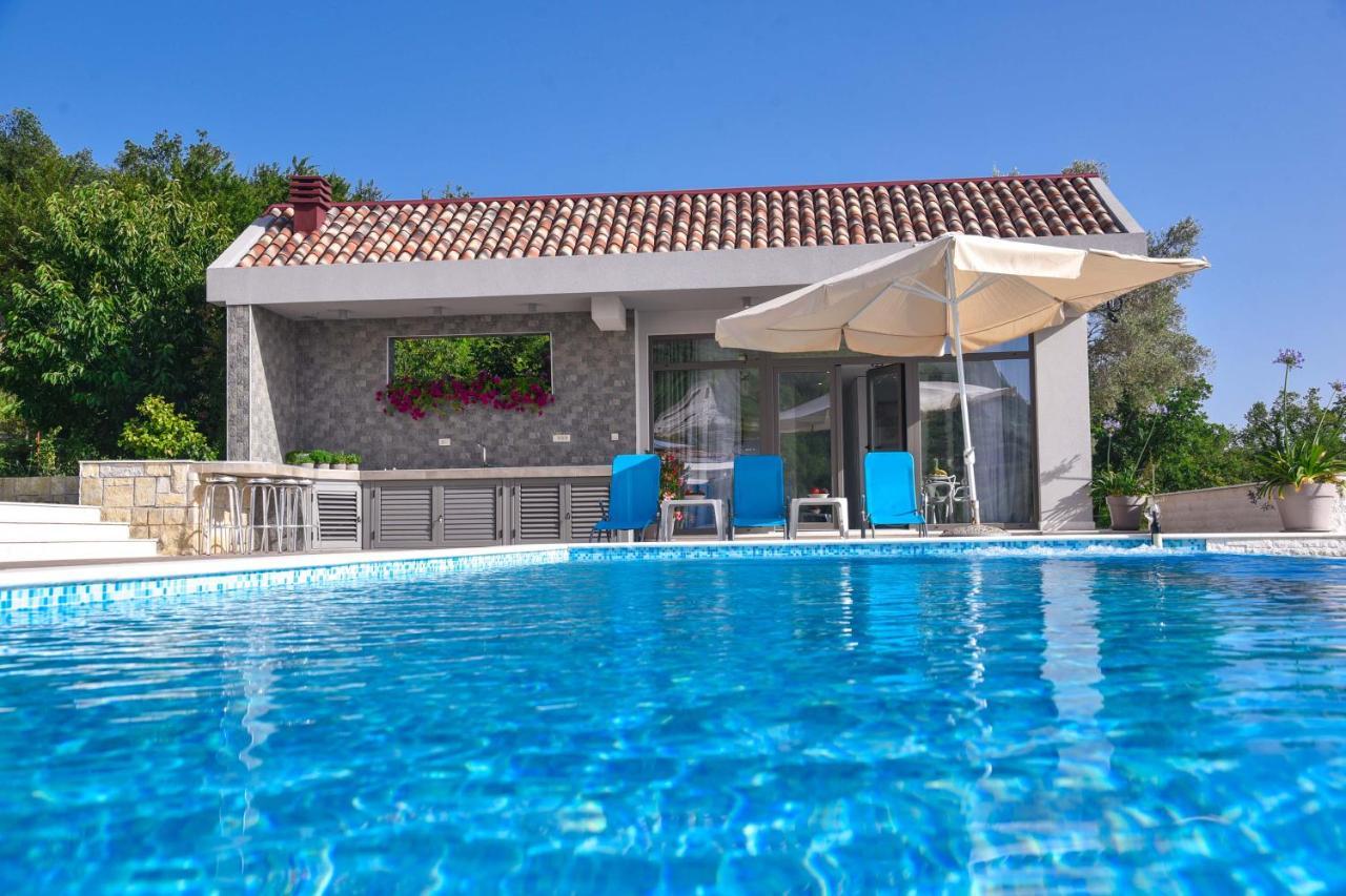 Verbalj Apartment With Swimming Pool Kotor Extérieur photo