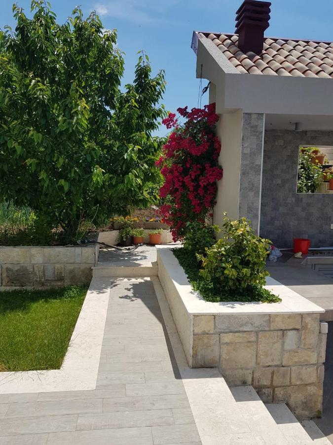 Verbalj Apartment With Swimming Pool Kotor Extérieur photo
